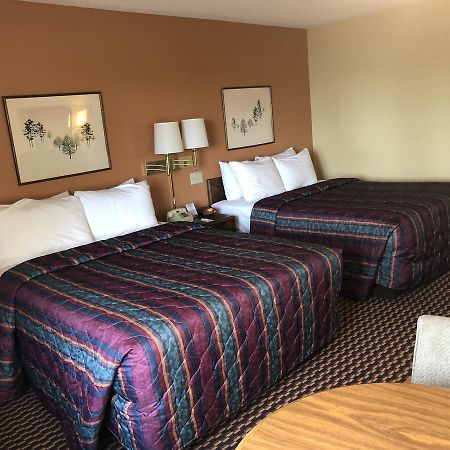 Old Towne Motel Westby Buitenkant foto