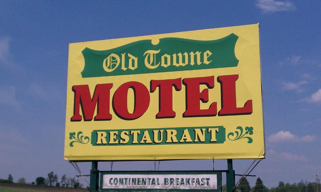Old Towne Motel Westby Buitenkant foto