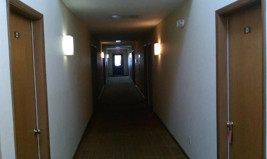 Old Towne Motel Westby Buitenkant foto